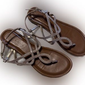 Kelly and Katie Metallic Rose Gold Sandals, 9.5. Slight scuffs.